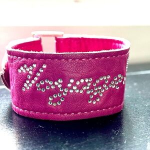 Authentic Cacharel ‘Voyage Passion’ leather pink bracelet with rhinestones